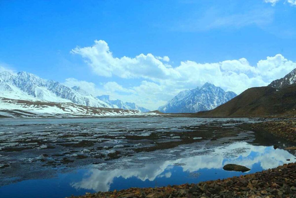 Shandur Pass - 50 most beautiful places in Pakistan